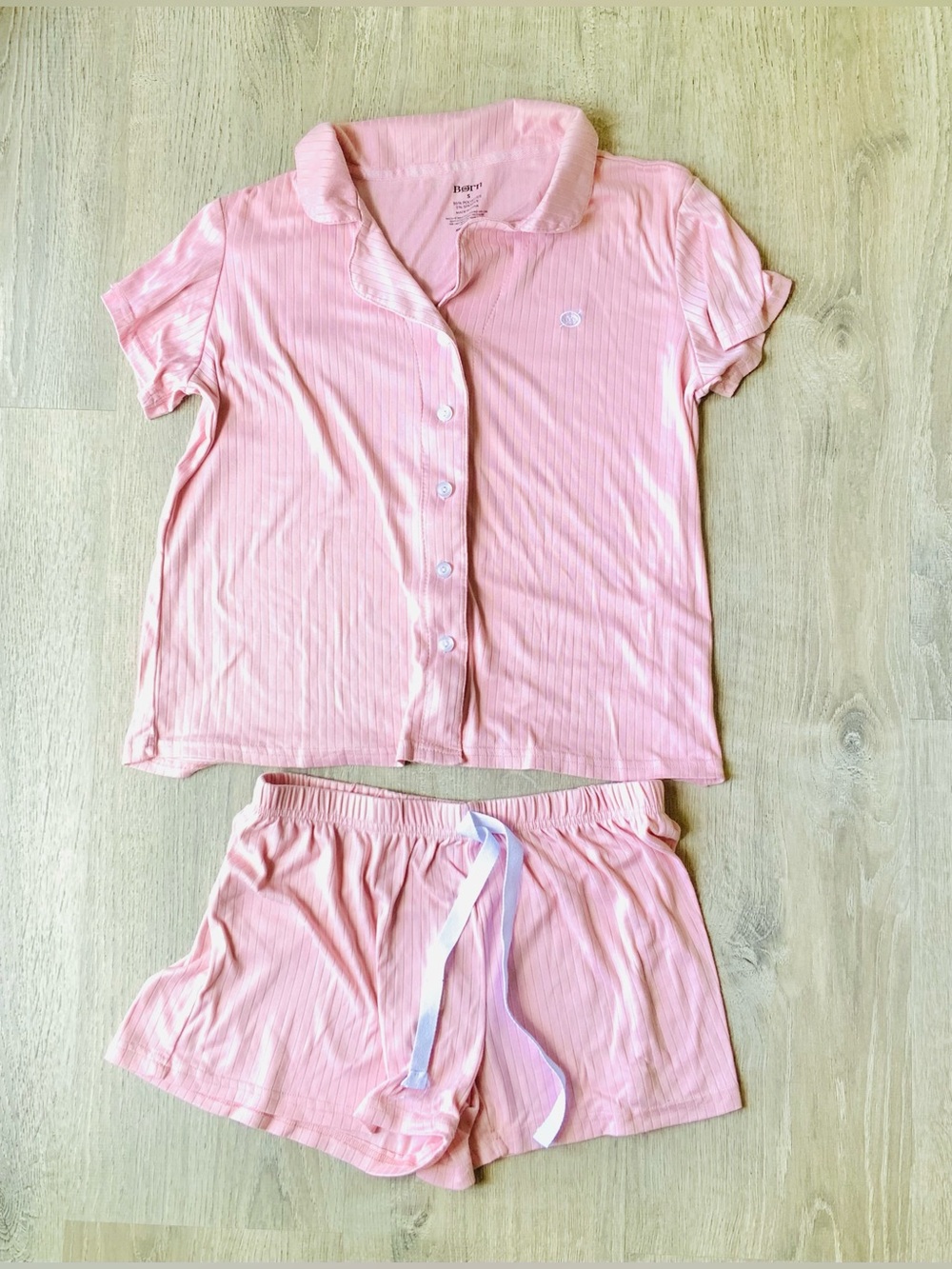 Born Ribbed Button Down Top & Shorts Pajama Set Small - Picture 5 of 14